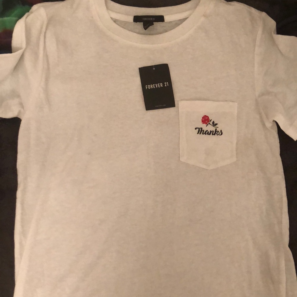 White tee